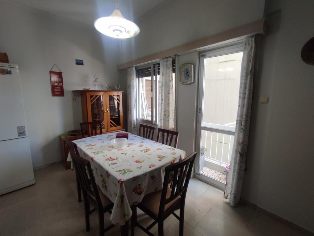 2 Br110 Sqm Free Parking Full Clima Leilighet Pátra Eksteriør bilde