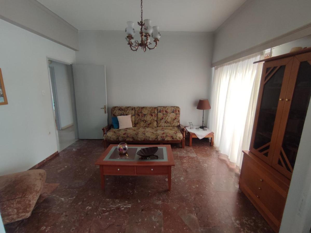 2 Br110 Sqm Free Parking Full Clima Leilighet Pátra Eksteriør bilde